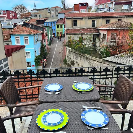 ヴィラ Stylish Triplex With Turkish Bath, Terrace, Location *